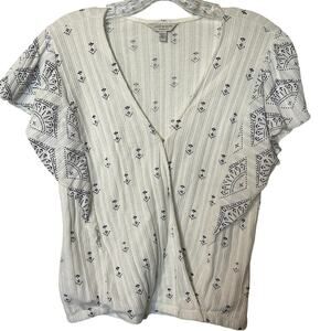 Lucky Brand V Neck Cream Butterfly Sleeve Blouse Size XS/TP Baby Tee Classic